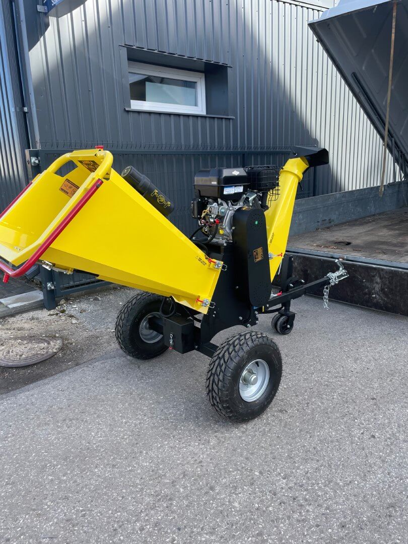 Puiduhakkur/Oksapurusti mudel IB G3 firmalt BRIGGS&STRATTON